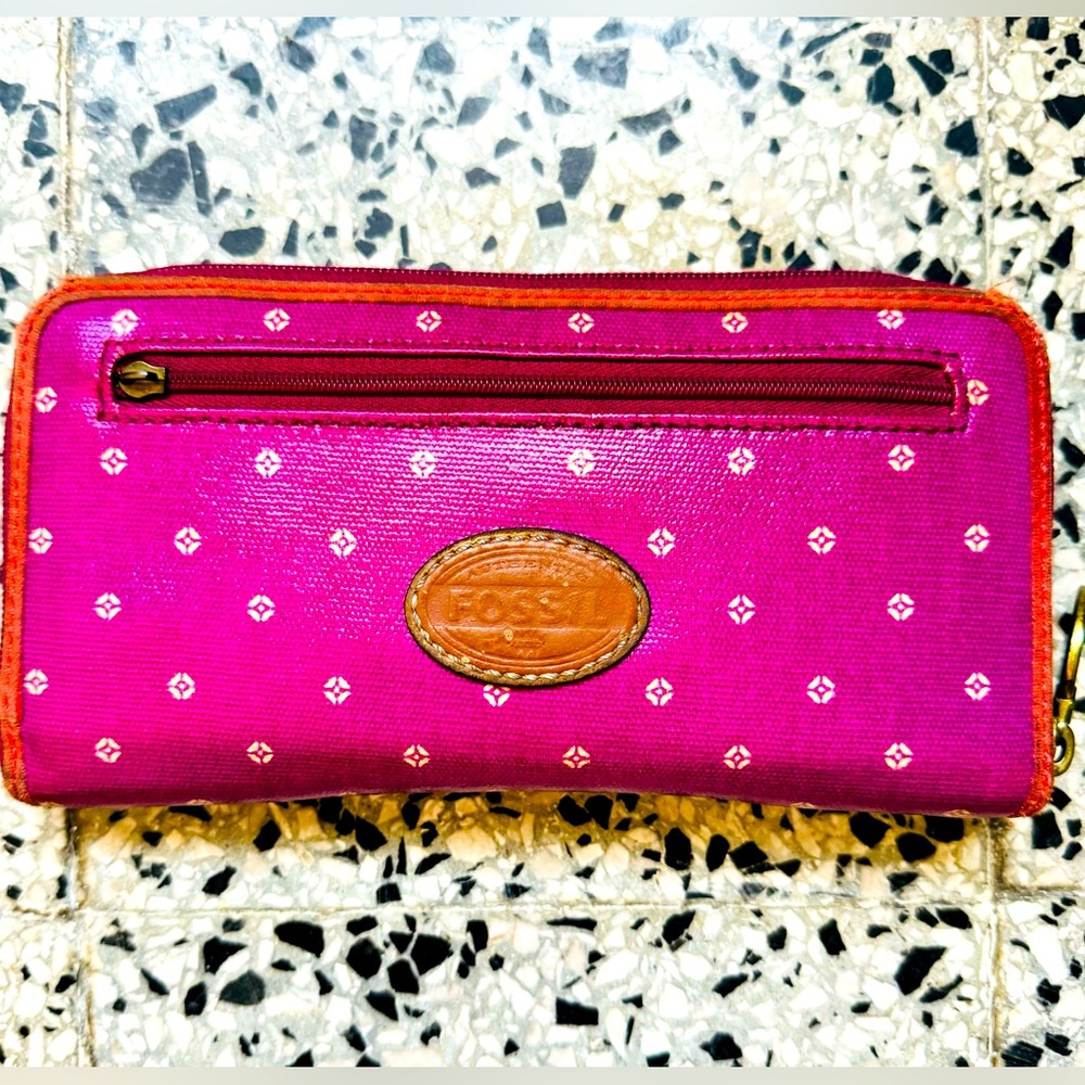 Fossil Key Per Coated Canvas Purple Orange Large Zip Around Accordion Wallet
